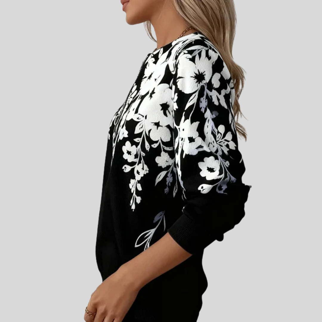 Avelina | Zwarte sweater met grafische witte bloemen voor dames