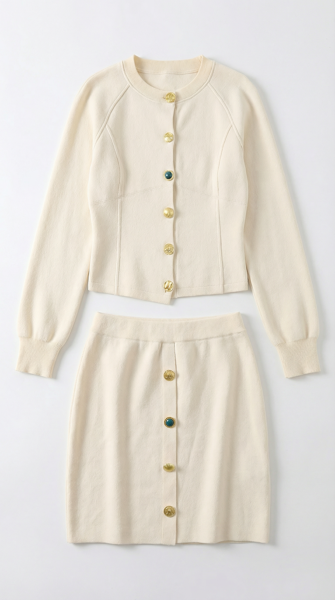 Carrie knoop-voor cardigan en rok set