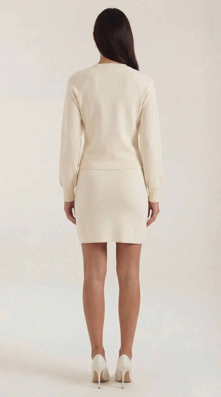 Carrie knoop-voor cardigan en rok set