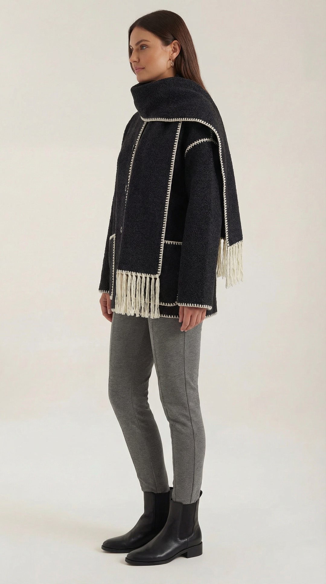 Catherine jas met contrast sjaal