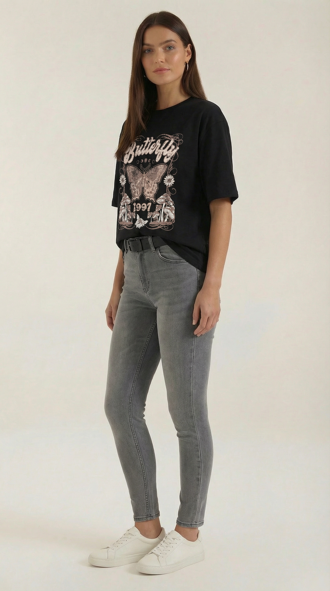 Justine Oversized Graphic T-Shirt