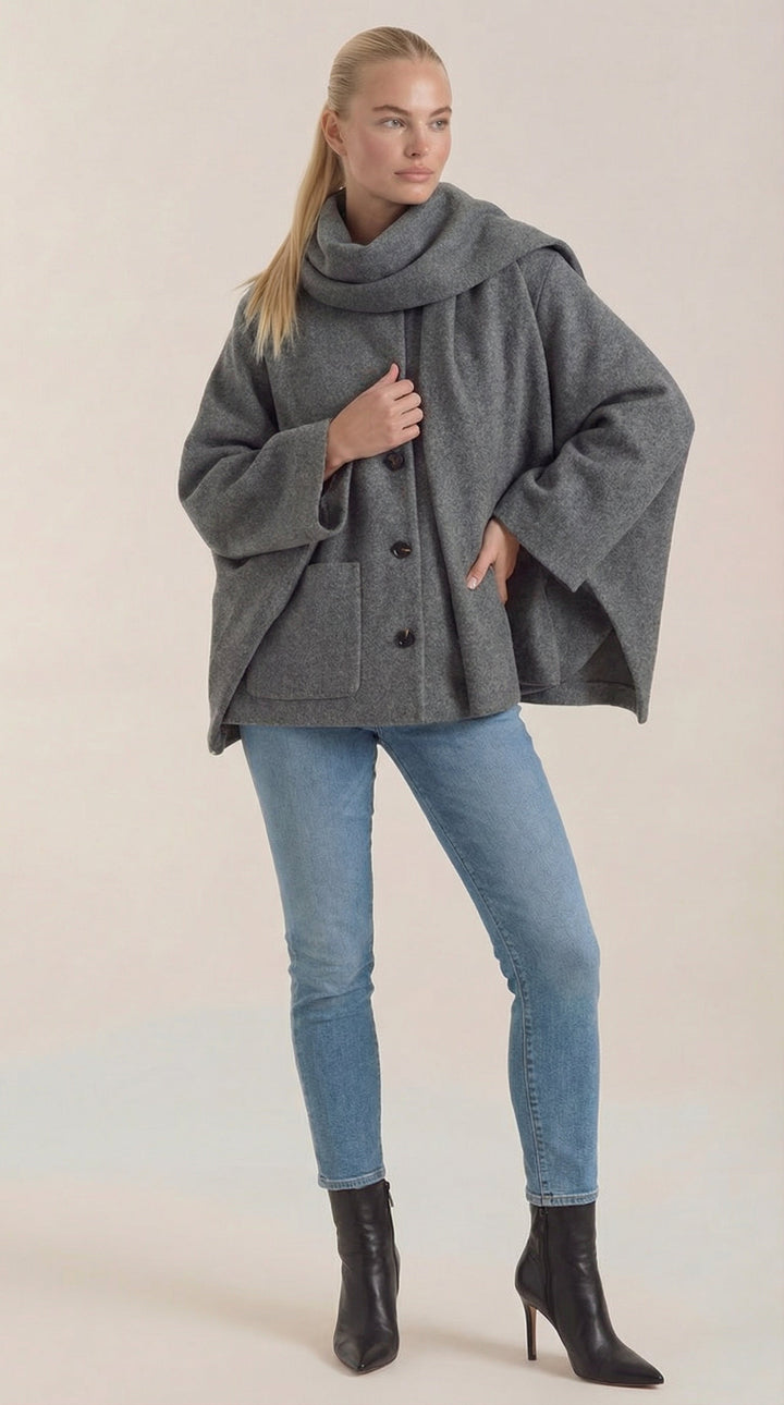 Kristina Cozy Cape-Jas