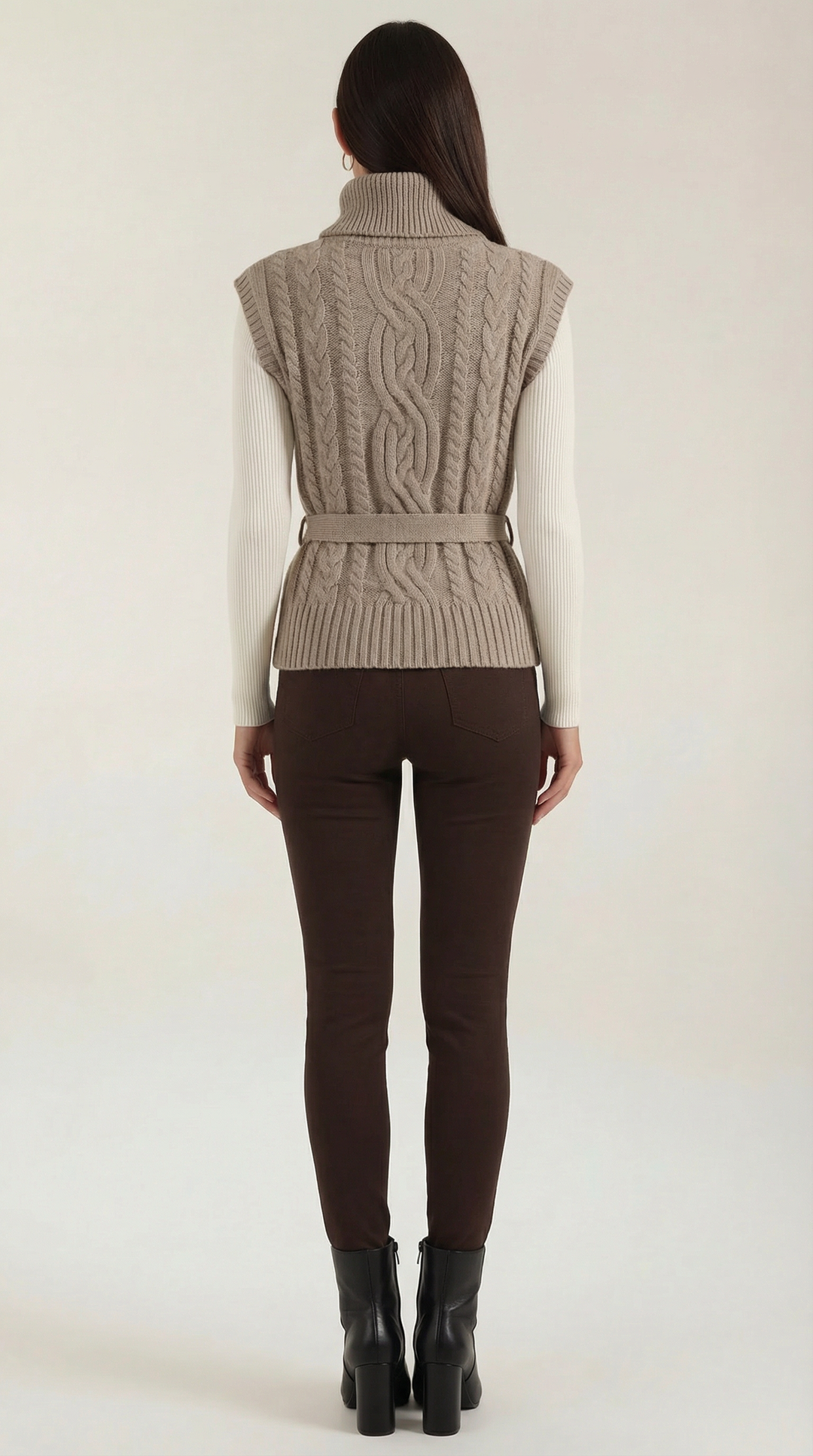 Wendy hoge hals kabelgebreide vest