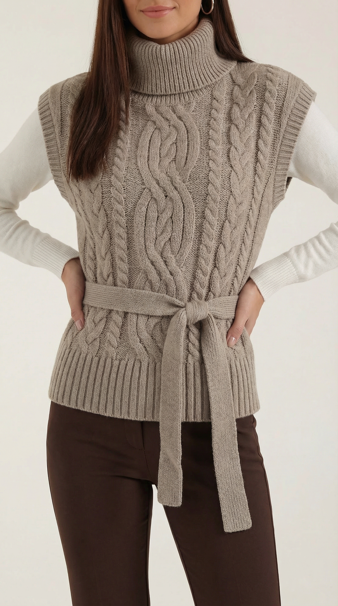 Wendy hoge hals kabelgebreide vest