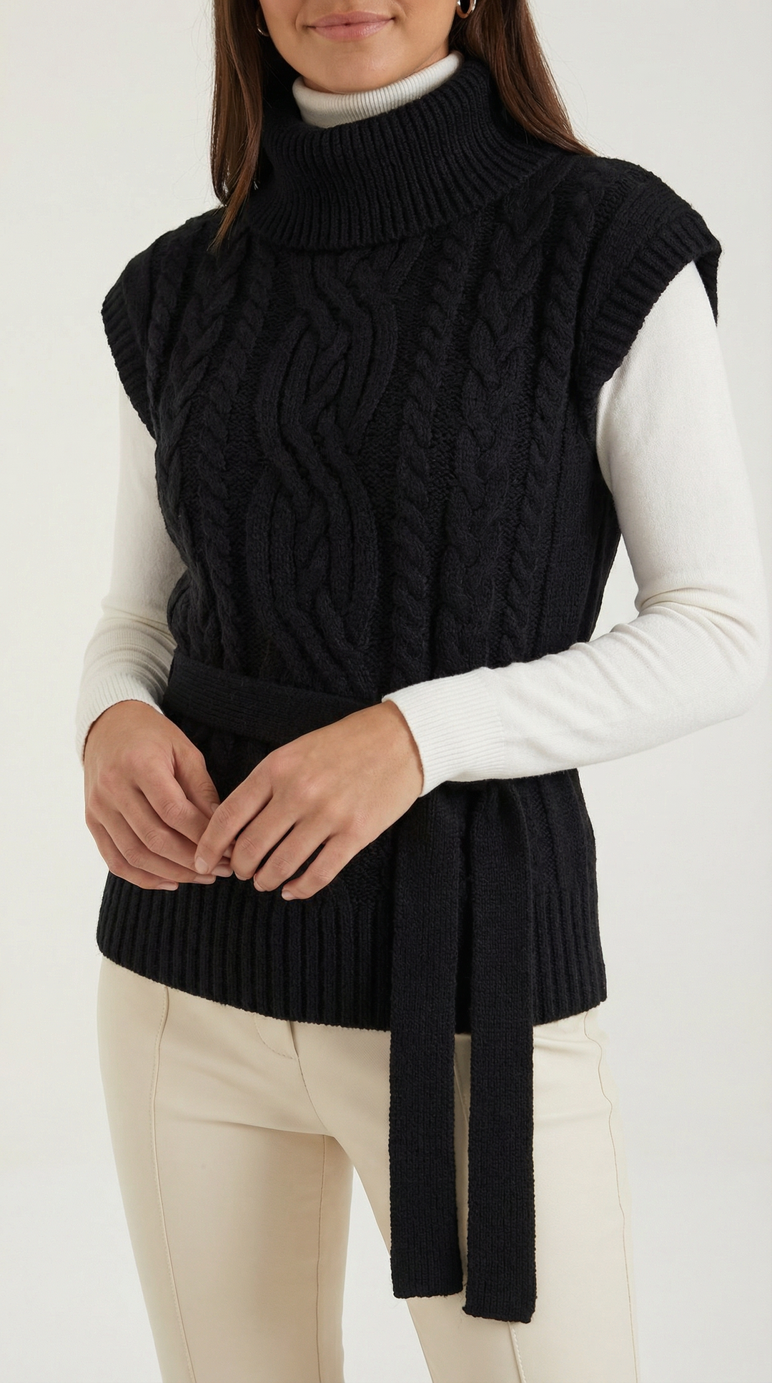 Wendy hoge hals kabelgebreide vest