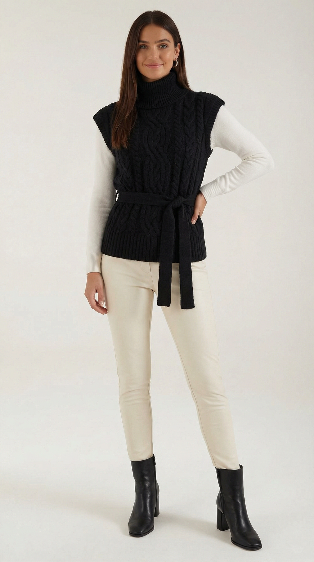Wendy hoge hals kabelgebreide vest